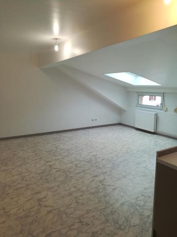 Location Appartement 3 pièces 64m² REMIREMONT 88200 - Photo 4