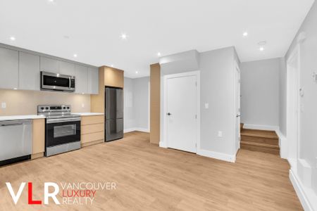 Laneway House in Vancouver East Side, BC - Photo 5