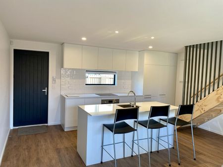 2/45 Division Street, Riccarton - Photo 4