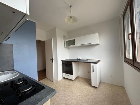 Location Appartement 3 pièces 64m² - Photo 4