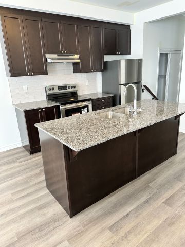 For Lease - 56 Forestwalk Street, Kitchener, Ontario - Photo 4