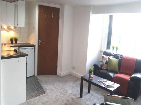 1 bedroom flat to rent - Photo 1