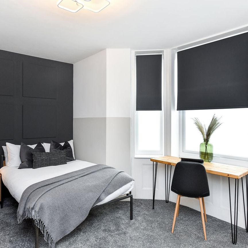 Leopold Street, DERBY - Photo 1