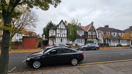 Brickwood, East Croydon, CR0 6 - Photo 3