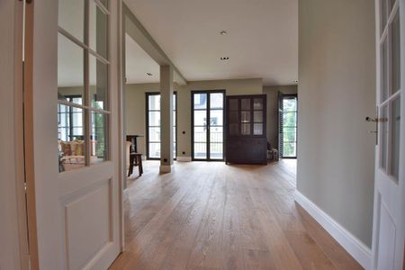 Zur Miete: Loftartige 3 Zi-Luxuswohnung mit Süd-Loggia und Blick in den Park in den Rheinblick-Residences - Photo 3