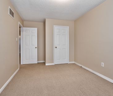 For Lease - 1765 Cobra Crescent, Burlington, Ontario - Photo 4