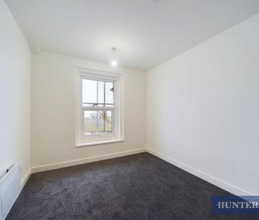 2 bedroom Flat To Let - Photo 5
