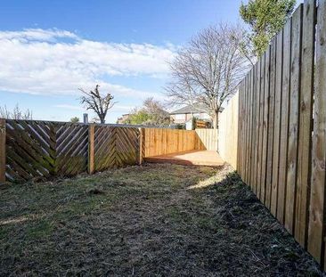 Glenroy Gardens (e), DH2 - Photo 2