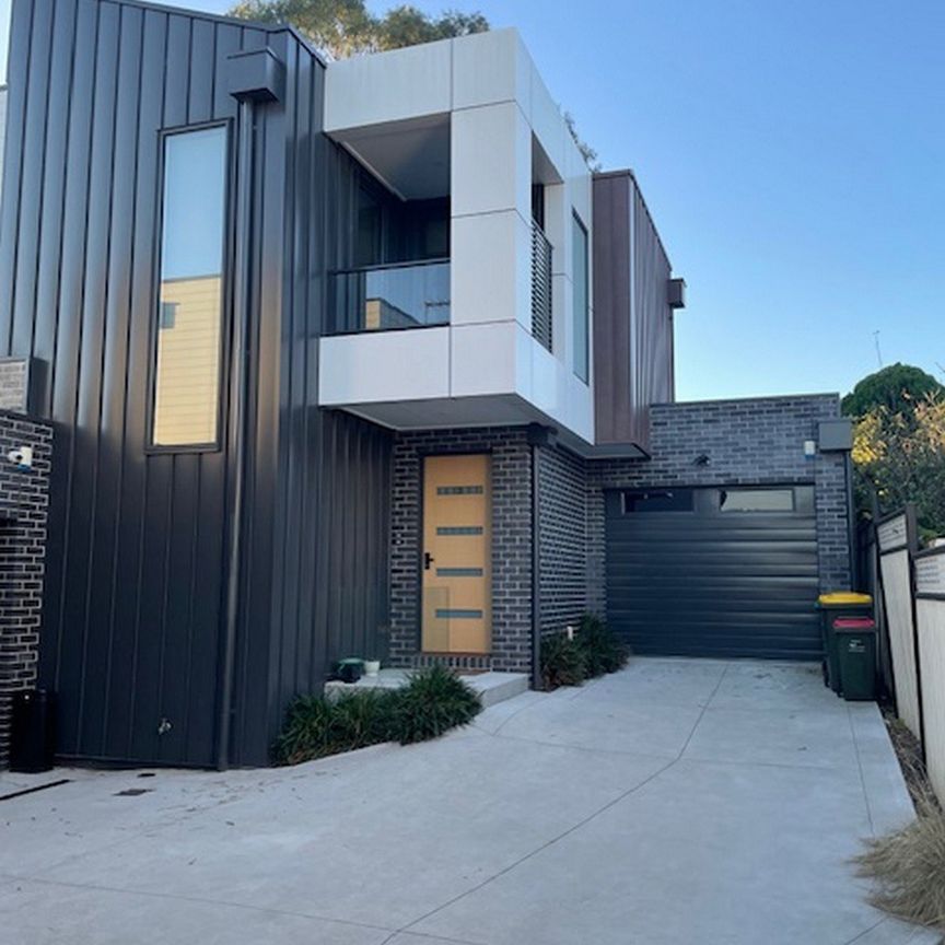 2/175 Collins Street, Thornbury - Photo 1