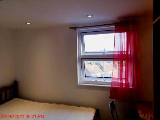 Bedroom 8 - Photo 1