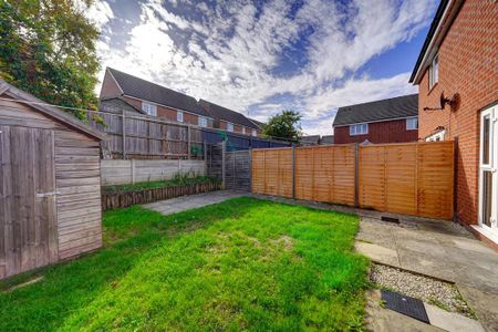 2 bedroom semi-detached house to rent - Photo 5