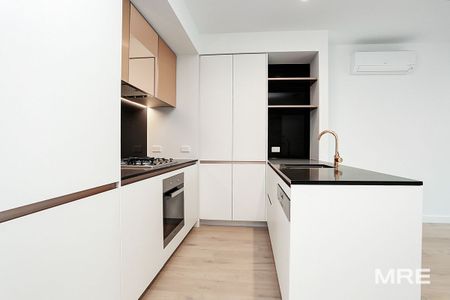 4312/228 La Trobe Street, Melbourne - Photo 4