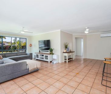 Spacious Family Living with Pool & Expansive Entertaining Deck - Photo 3