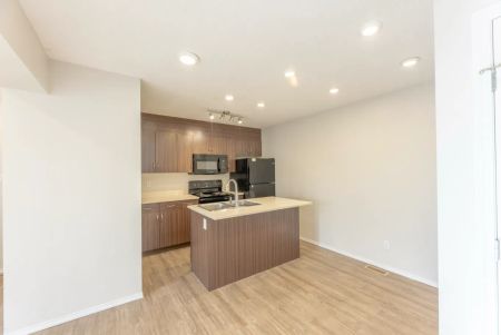 - 2 Bedroom at Sagecourt - Photo 3