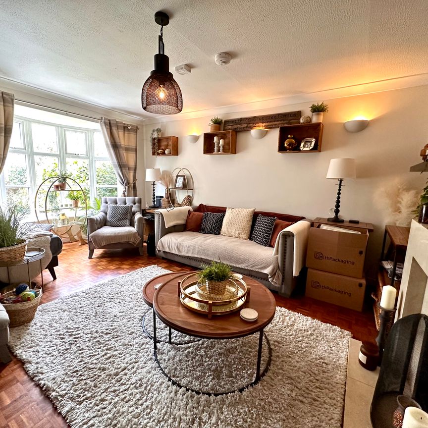 3 bedroom house to rent Oaklands Road, Havant, PO9 - Photo 1