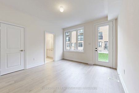 For Lease - 40 Tennant Circle, Vaughan, Ontario - Photo 3