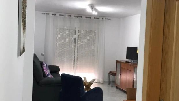 Piso de alquiler en Calle San Miguel, Castillo Sohail - Myramar - Photo 1