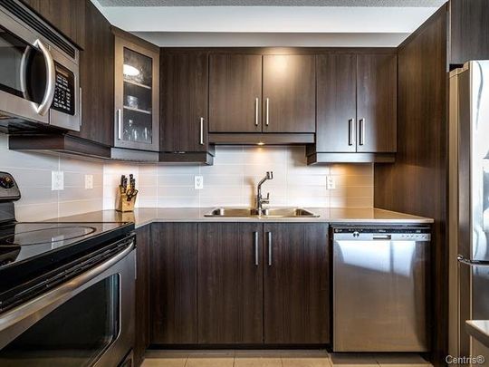 4975 Rue Jean-Talon O., apt. 909 - Photo 1