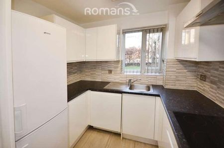 Walpole Road, Slough, SL1 - Photo 5