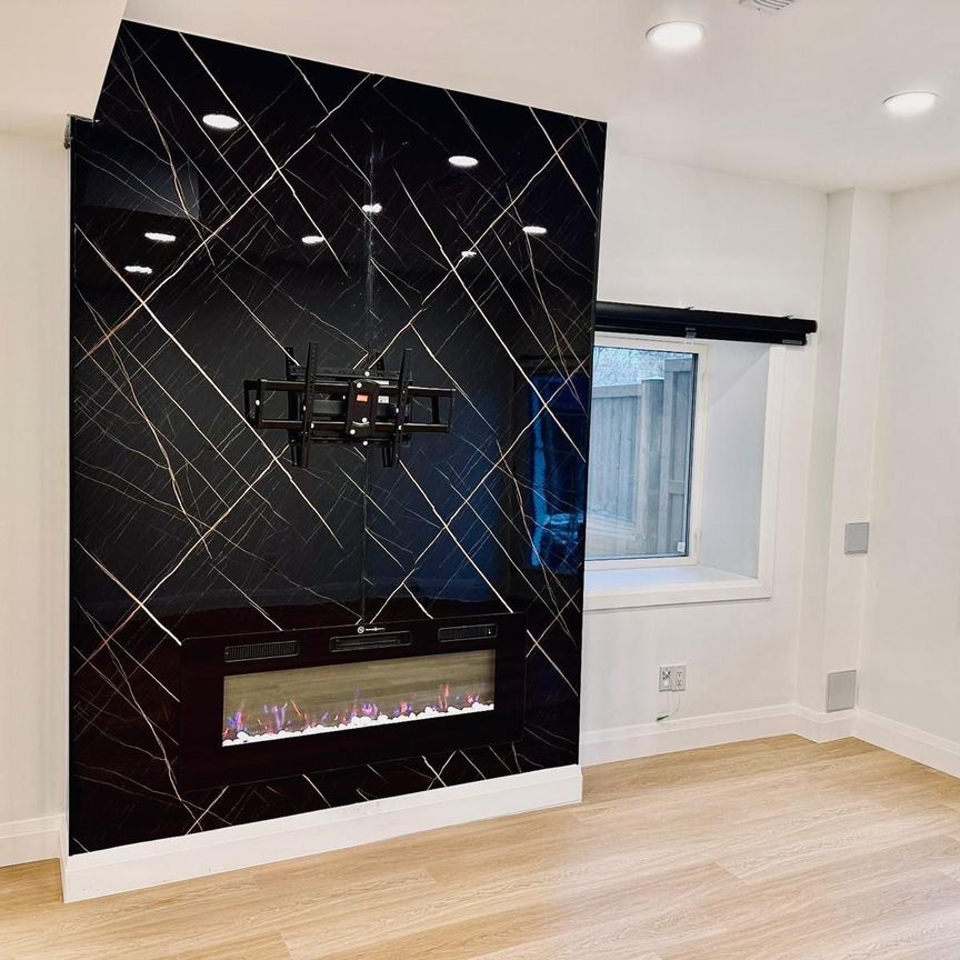 For Lease - 3186 Hines Drive Unit# 2, Oakville, Ontario - Photo 1