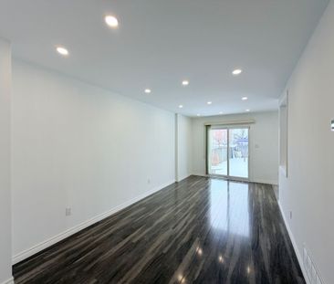 For Lease - 62 Truro Crescent, Toronto, Ontario - Photo 1