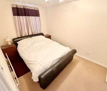 Bramshill Avenue - Photo 4