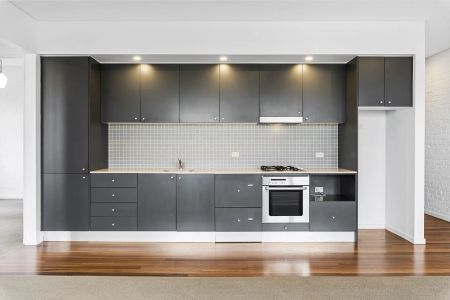 SPACIOUS WAREHOUSE STYLE LIVING IN 'WARATAH MILLS' - Photo 2