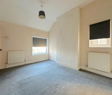 2 bedroom semi-detached house to rent - Photo 4