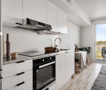 Turfgatan, Täby - Photo 1