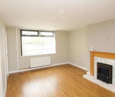 112 Oakwood Road, Carrickfergus, BT38 8HH - Photo 1