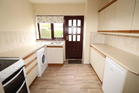 69 Knockleigh Drive, BT388UY - Photo 5