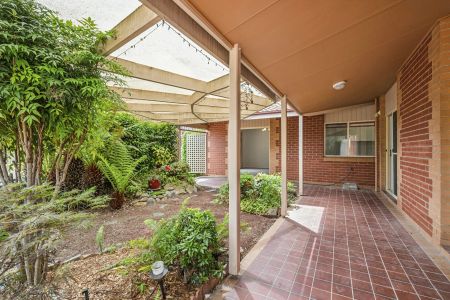 Lovingly Maintained Federation Style Home - Photo 2