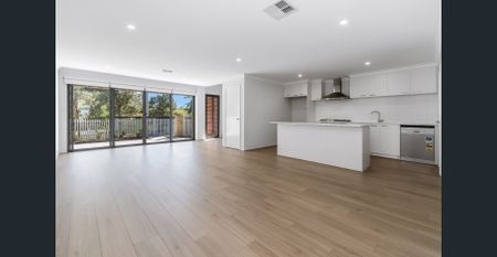 BRAND NEW EXECUTIVE 4 BEDROOM HOME IN THE HEART OF HARRISDALE - Photo 4