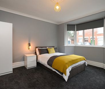 5 Bed Semi-Detached House, City Road, NG7 - Photo 4