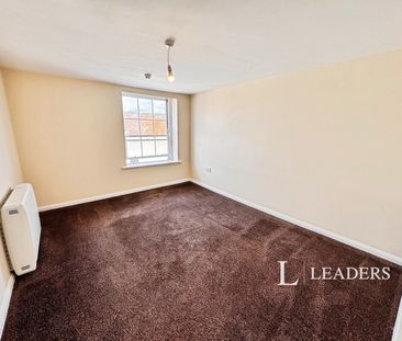 2 bedroom apartment to rent King Street, Great Yarmouth, Norfolk, NR30 - Photo 6