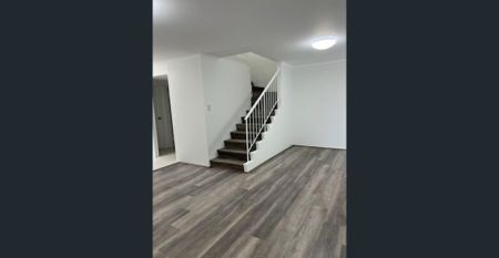 Newly renovated! 3 Bedrooms, 2 Bathrooms plus Pool & Tennis Court - Photo 4