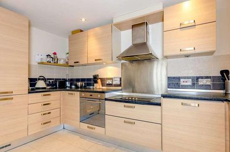 Goldsworth Road, Woking, GU21 - Photo 3