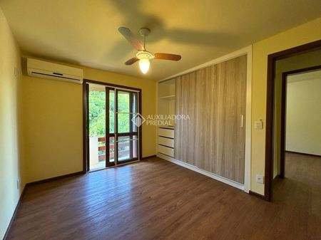 Casa em Condomínio com 4 quartos e 490m² para alugar em Rio Tavares, Florianópolis. - Photo 2