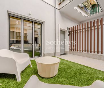 Elegant apartment with private courtyard in Turin centre - Photo 6