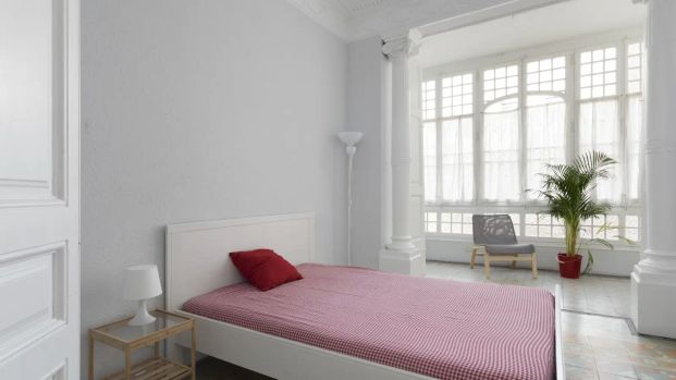 Room in a shared 5-bedroom apartment for rent in La Dreta de l'Eixample - Photo 1