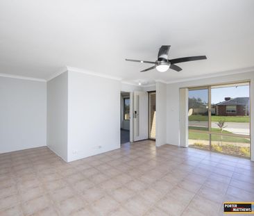 AMAZING FAMILY HOME! - Photo 3