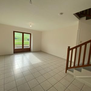 Location Appartement 2 pièces 48m² ALBY SUR CHERAN 74540 - Photo 2