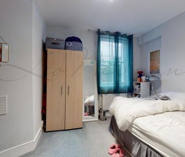 2 bedroom flat to rent - Photo 6