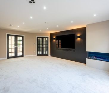 4 bedroom detached house to rent - Photo 2