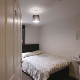 Room 5, Ground Floor Flat, Park Farm House, 103 Haxby Road - Photo 1