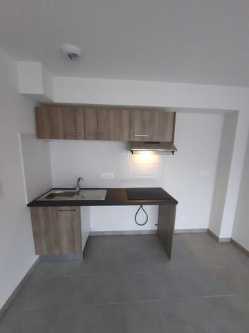 Location Appartement 4 pièces 85m² BISCARROSSE 40600 - Photo 4