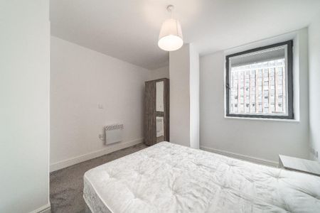 2 bedroom flat to rent - Photo 3
