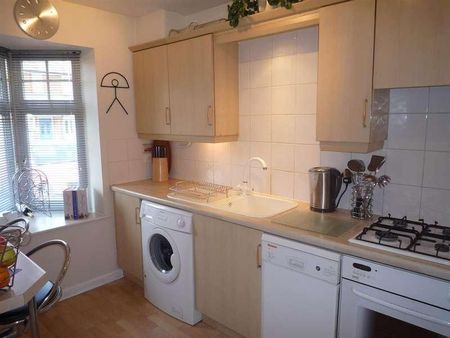 Double Bedroom House With Garden - Magnolia Gardens, Edgware, HA8 - Photo 4