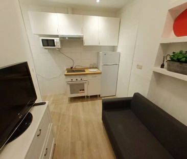 Piso de alquiler en Calle Carolinas, Bellas Vistas - Photo 1