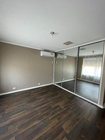 Family Home In Quiet Cul De Sac - Photo 5